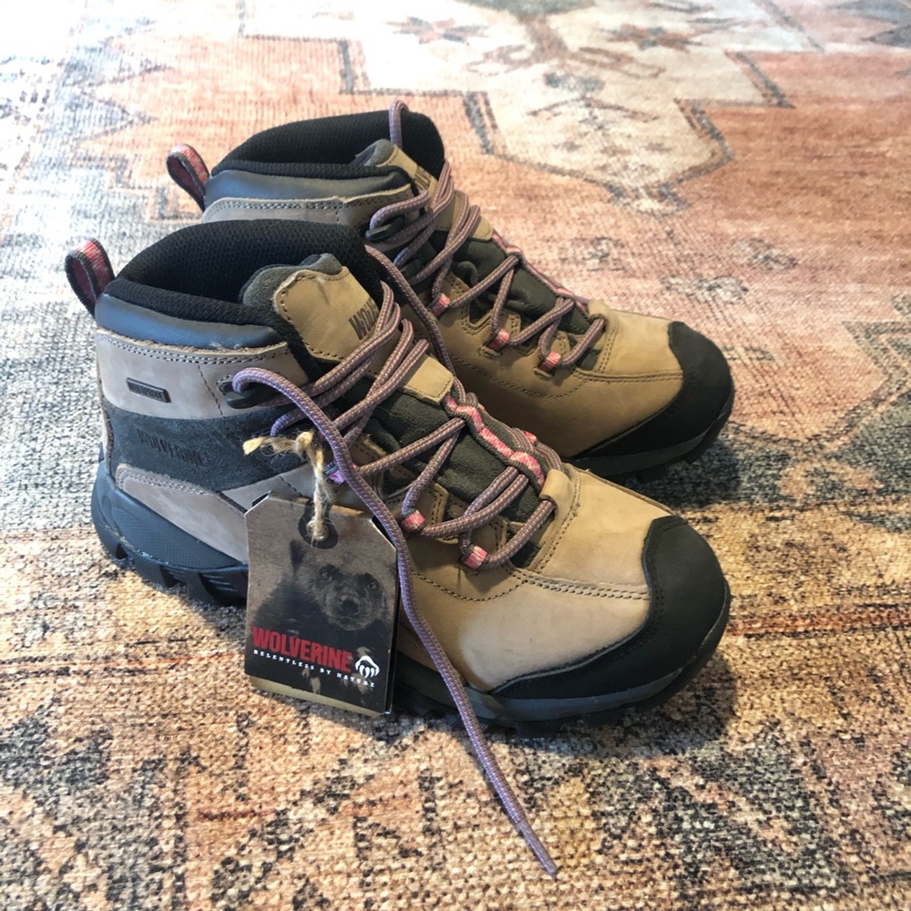 brand new Wolverine hiking boots